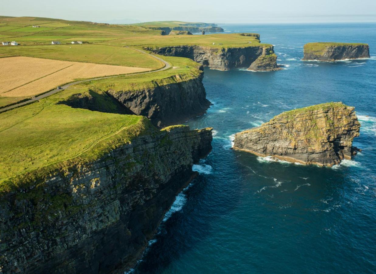 Kilkee Townhouse By Trident Holiday Homes Eksteriør billede