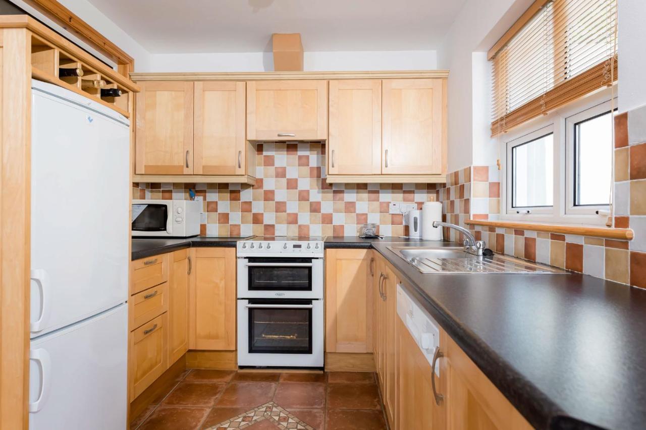 Kilkee Townhouse By Trident Holiday Homes Eksteriør billede