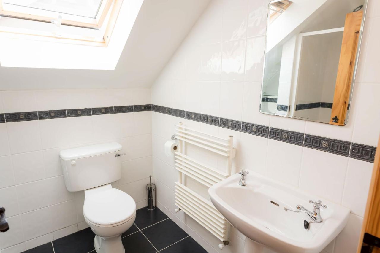 Kilkee Townhouse By Trident Holiday Homes Eksteriør billede