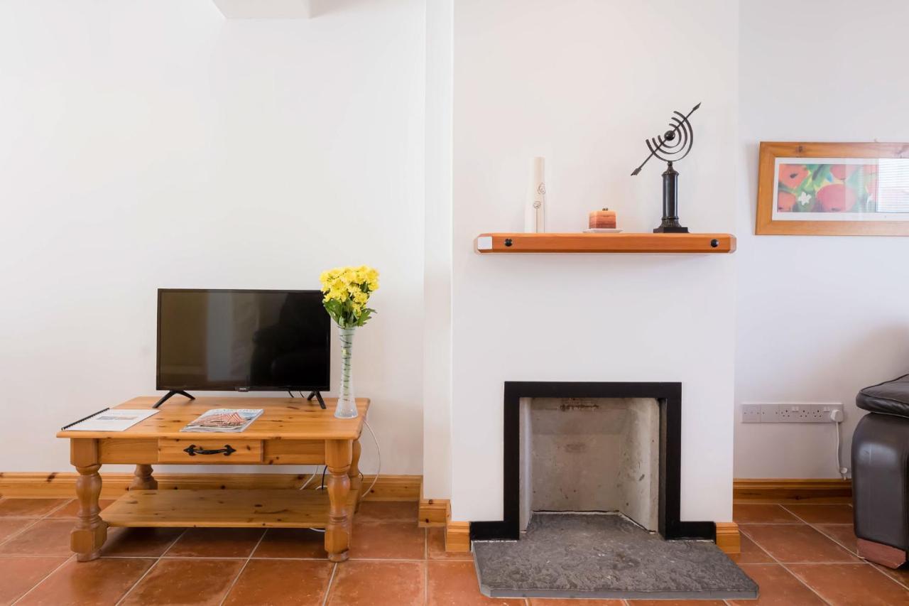 Kilkee Townhouse By Trident Holiday Homes Eksteriør billede